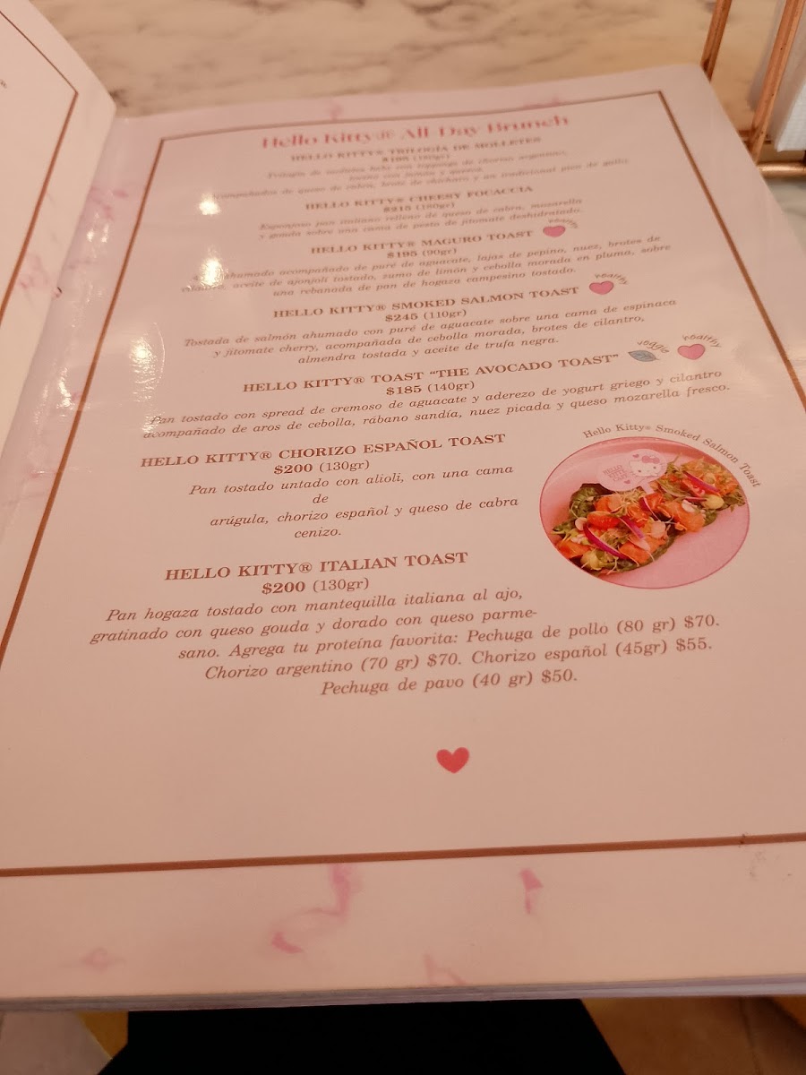 Hello Kitty Cafe - 8