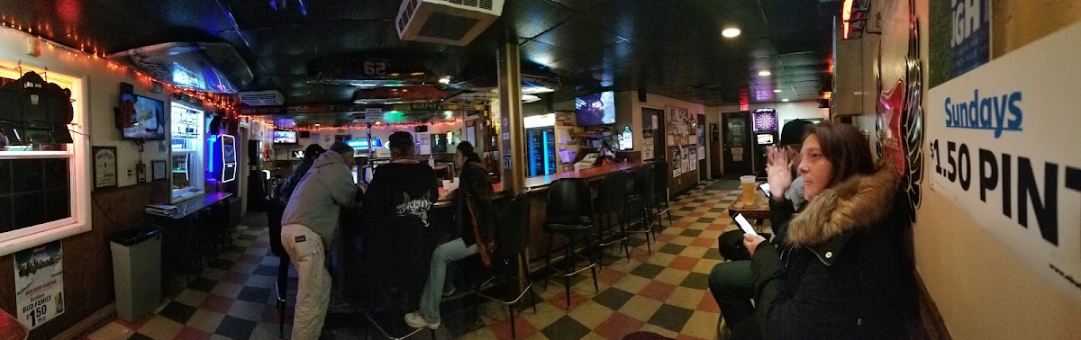 Murphy's Backyard Pub