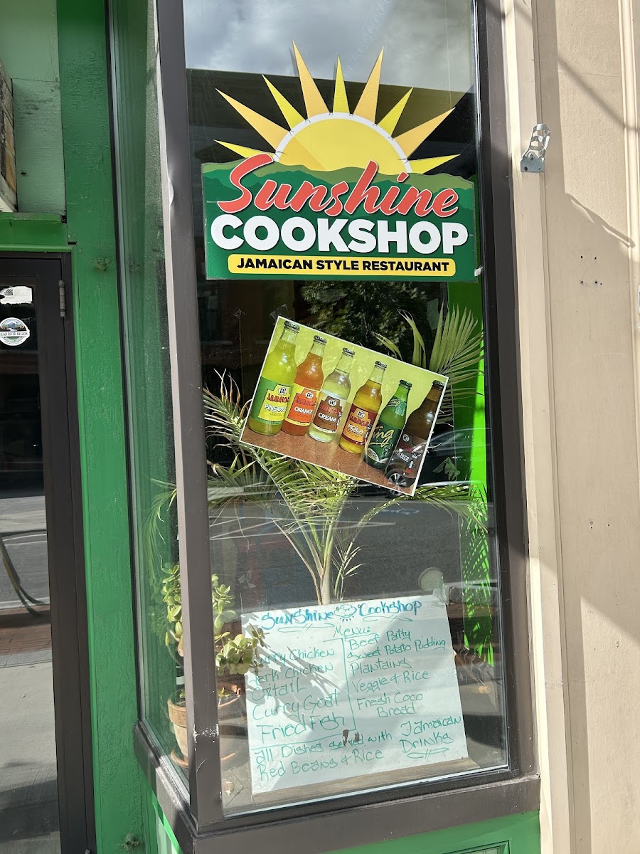 Sunshine Cookshop Jamaican Style Restaurant - 10
