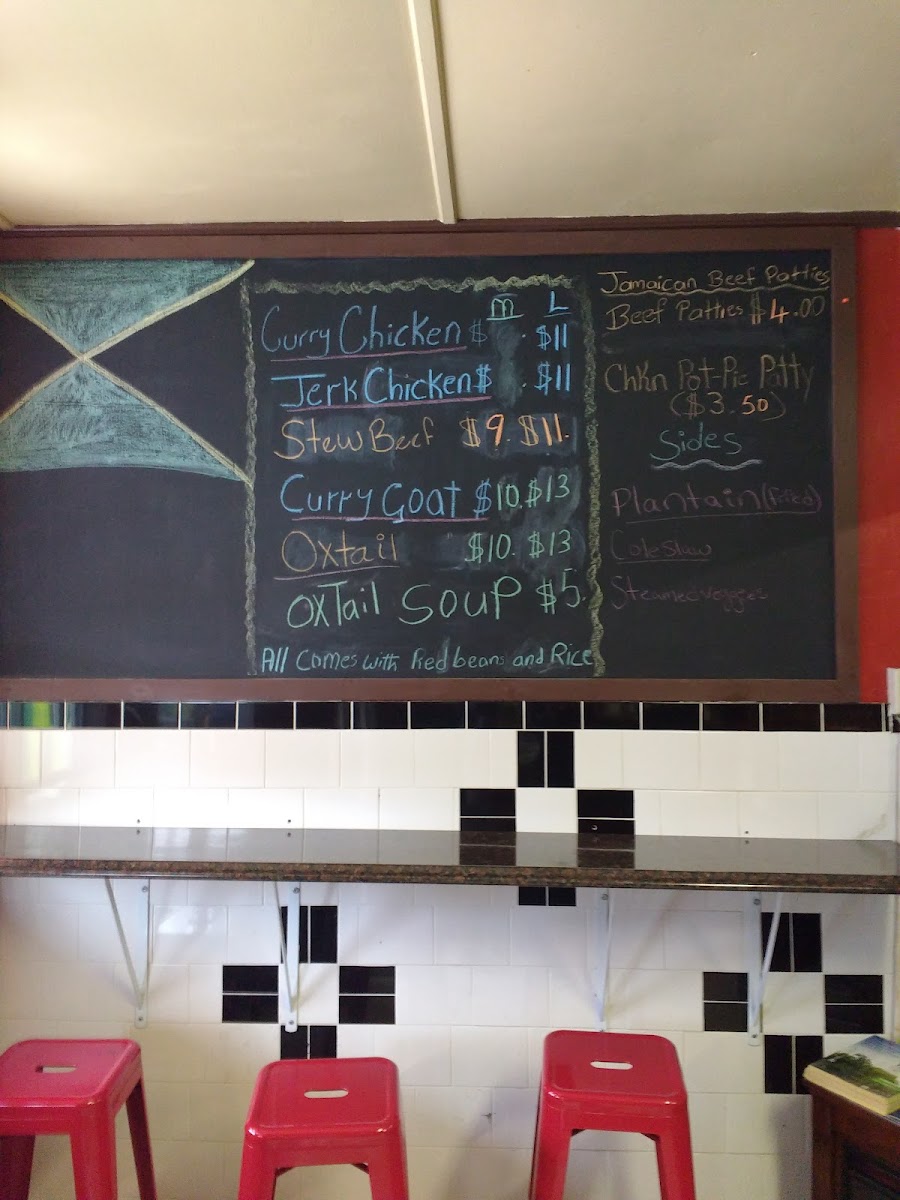 Sunshine Cookshop Jamaican Style Restaurant - 6