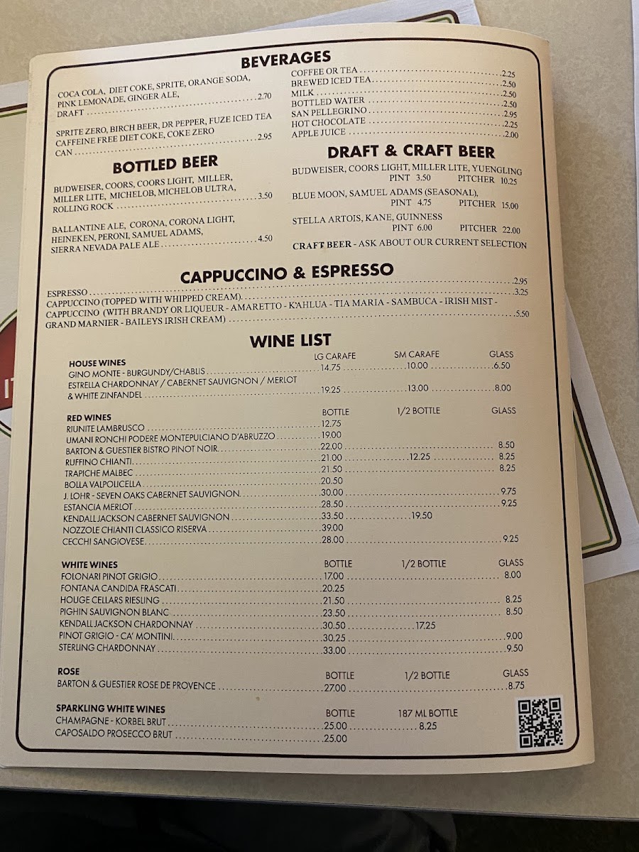 Vic's Italian Restaurant - 10