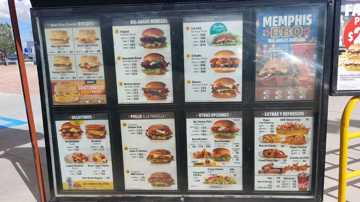 Carl's Jr Aeropuerto - 5