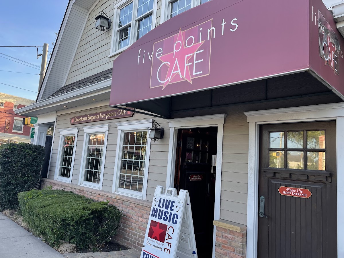 Five Points Cafe
