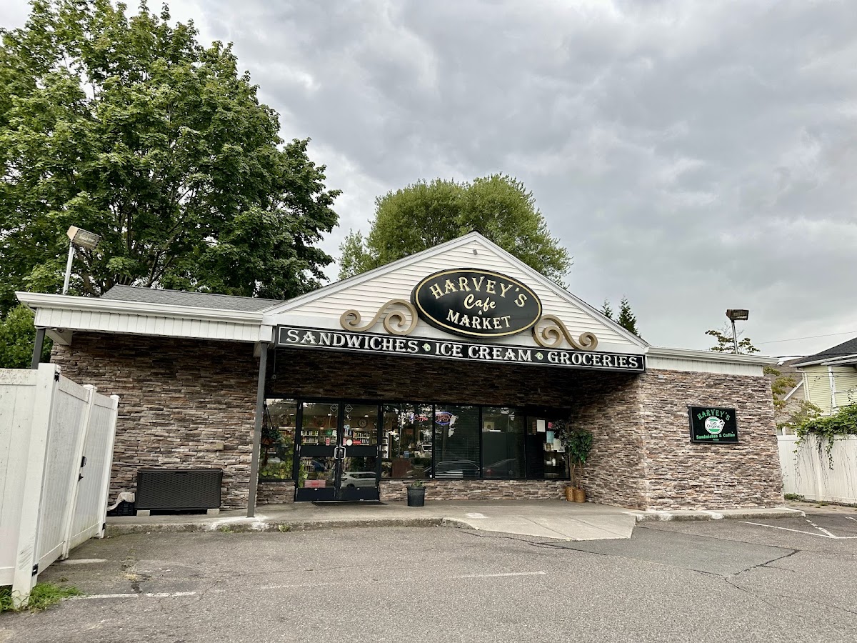 Harvey's Cafe & Market