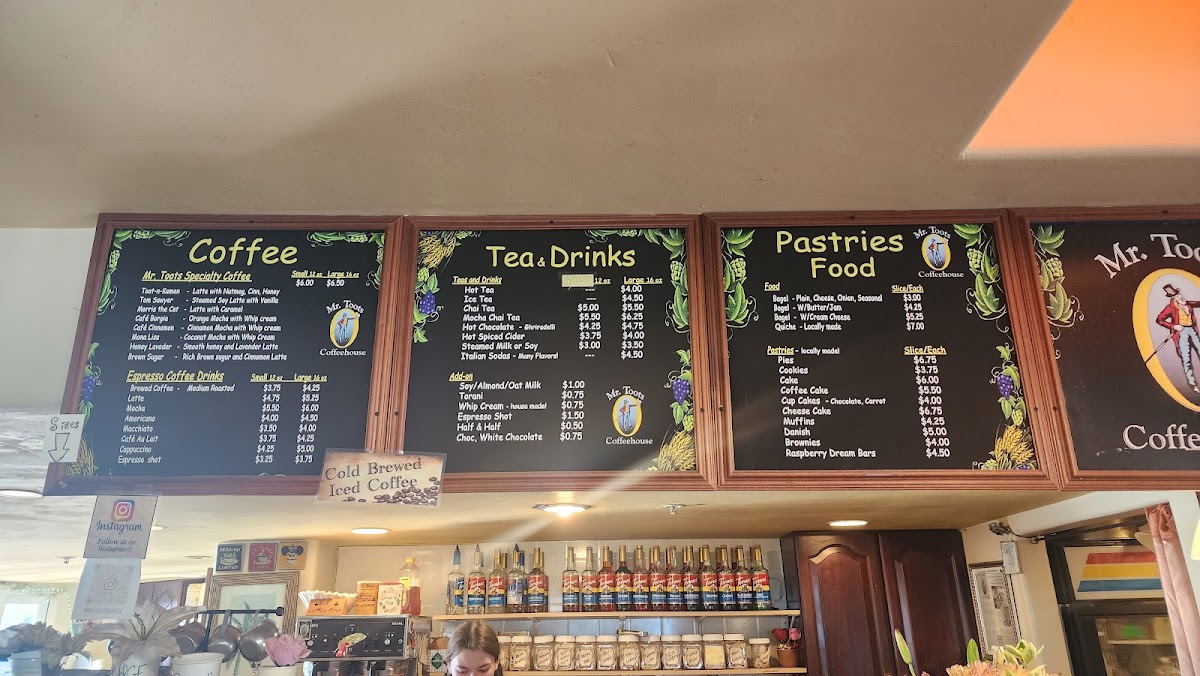 Mr Toots Coffeehouse - 3