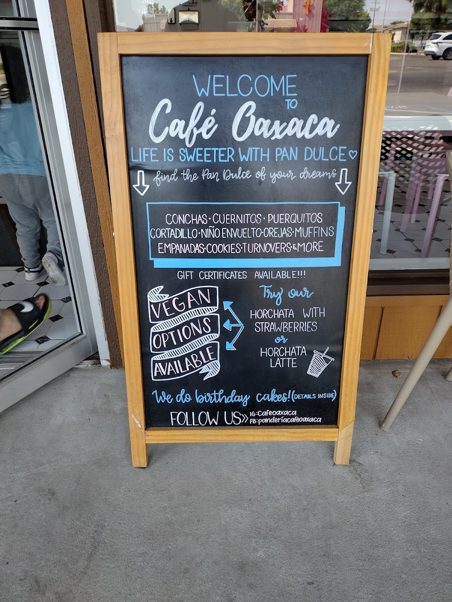 Panaderia Cafe Oaxaca - 1