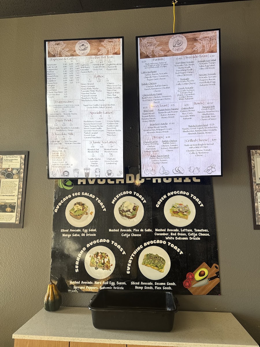 Skimos Coffee Shop - 1