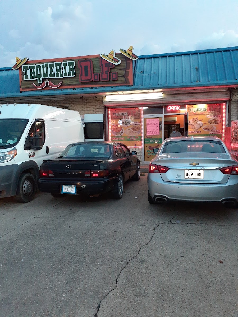 Taqueria DF Restaurant