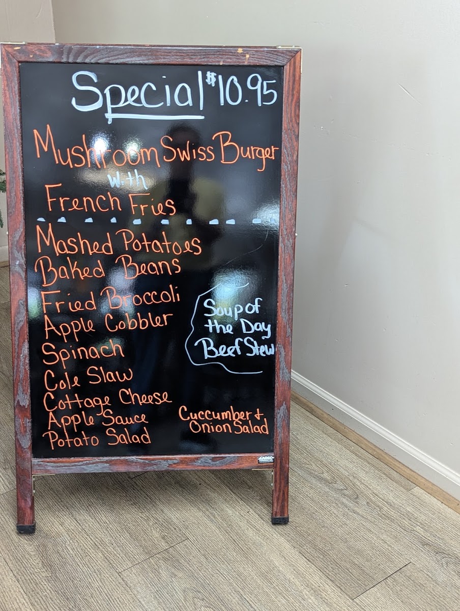 Gateway Restaurant - 6