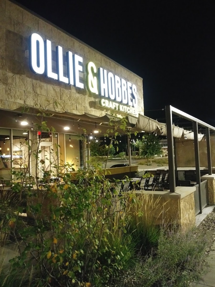 Ollie & Hobbes Craft Kitchen - Papillion