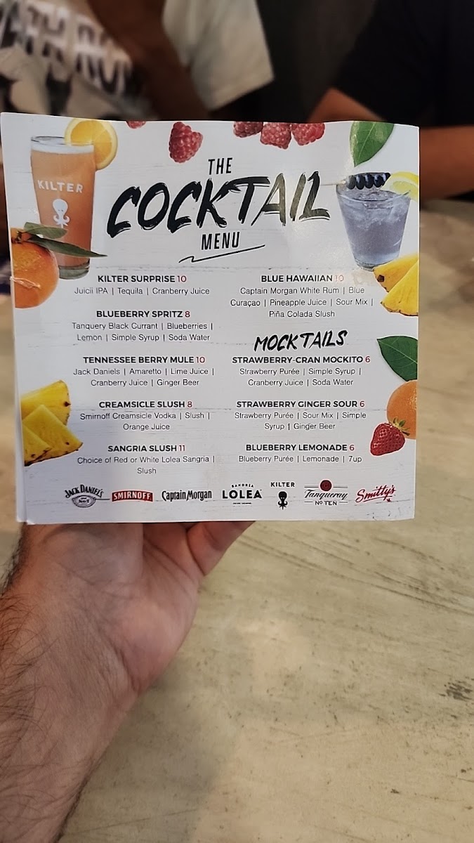 Smitty's Restaurant & Lounge - Winnipeg Henderson - 4