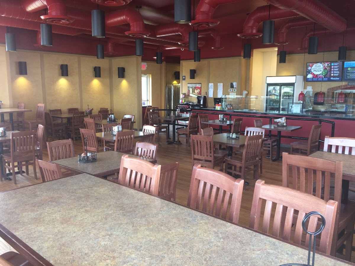 Topper's Pizza — Chelmsford