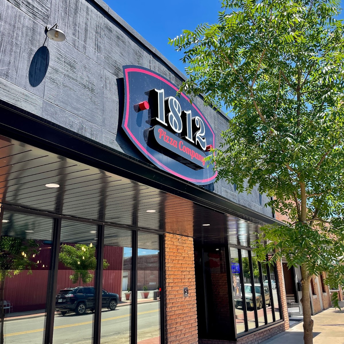 1812 Pizza Company - Paragould, Downtown