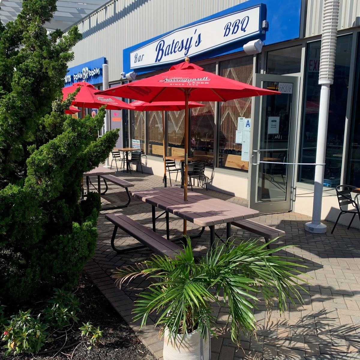 Batesy’s BBQ and Bar