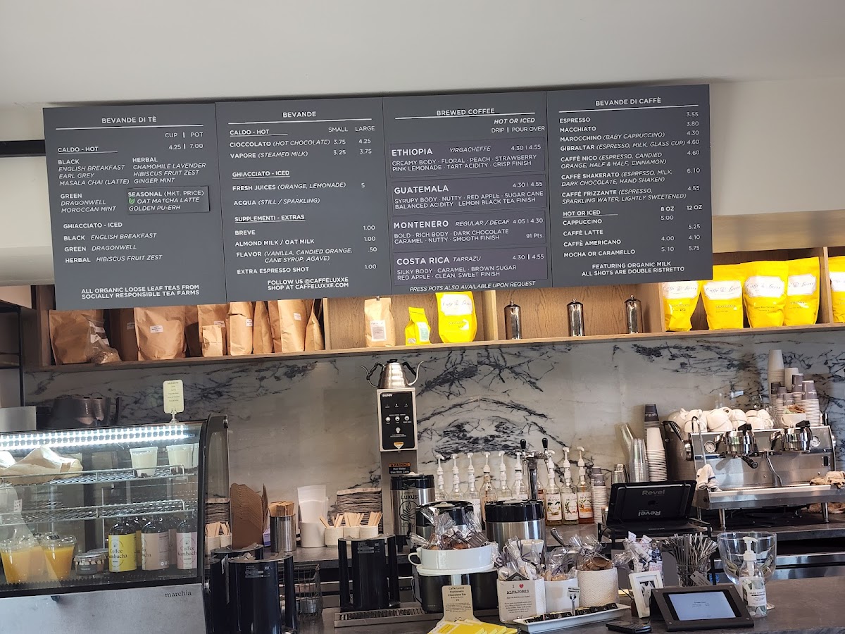 Caffe Luxxe - 8
