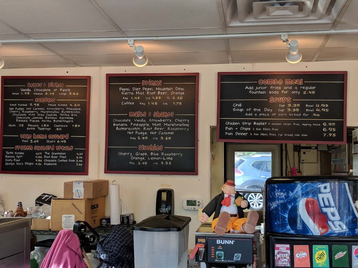 Fred's Frozen Custard & Grill - 3