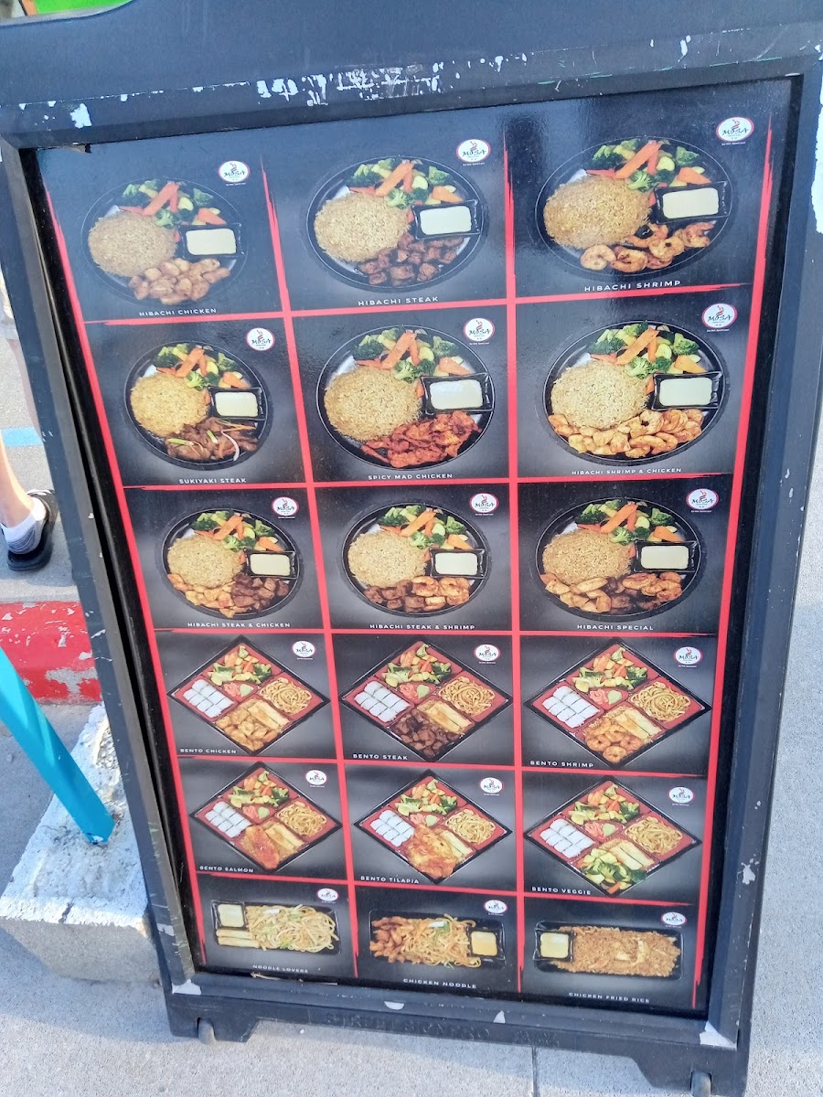 MOSA Hibachi & Sushi Japanese Express Winfield - 2