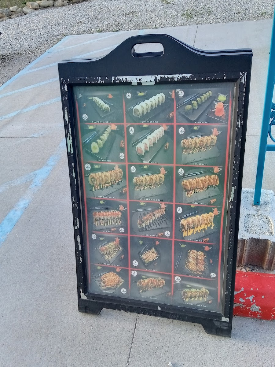 MOSA Hibachi & Sushi Japanese Express Winfield - 4