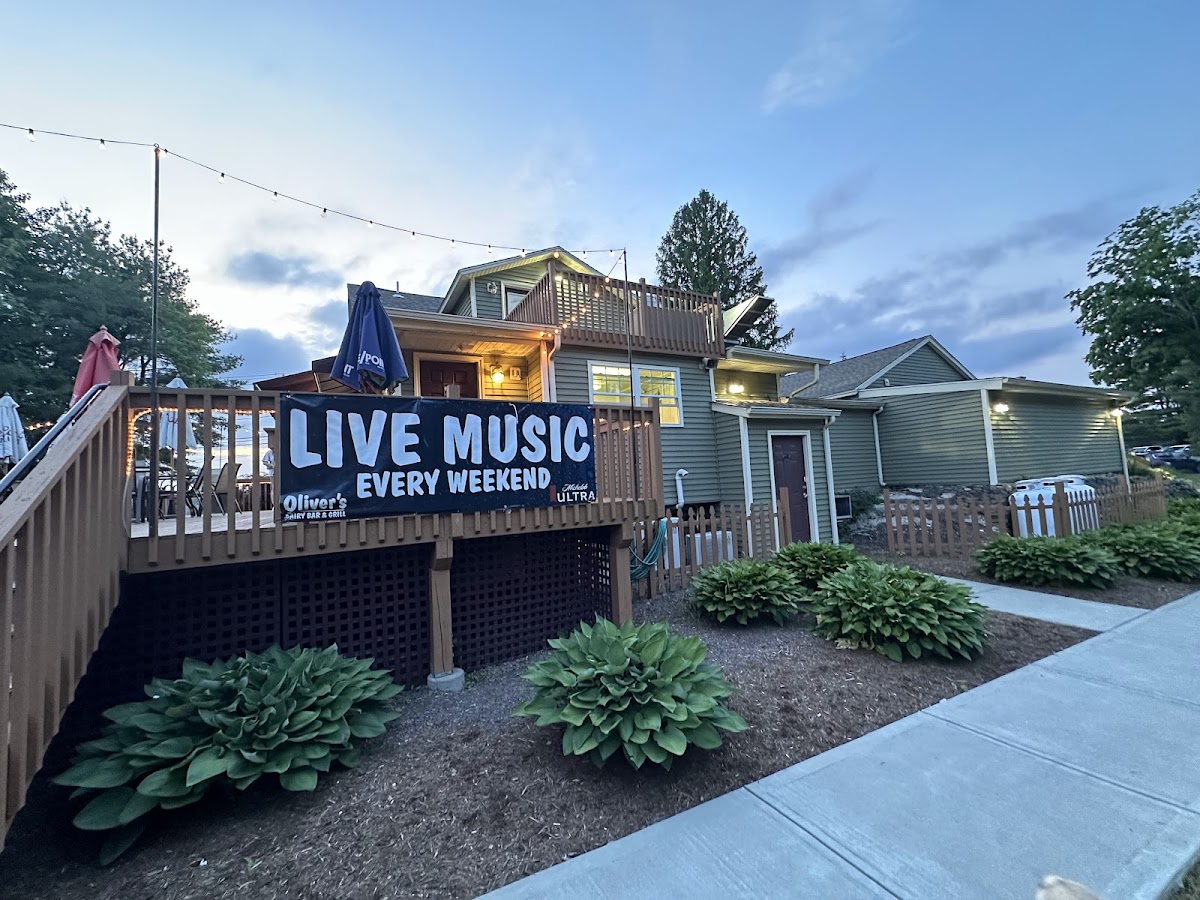 Oliver's Dairy Bar & Grill