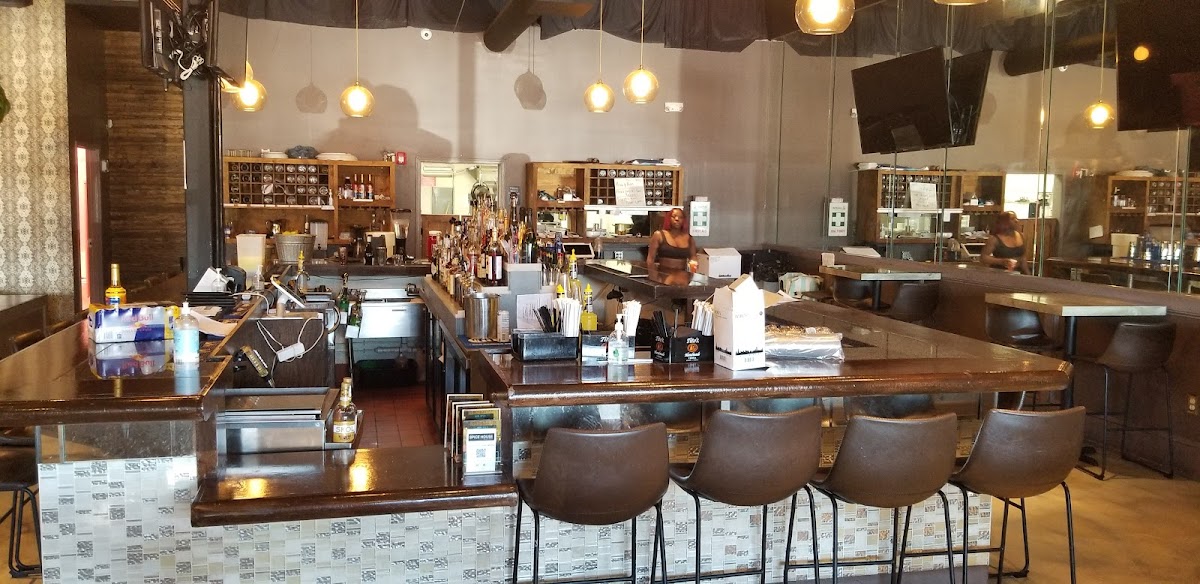 Spice House Restaurant & Lounge