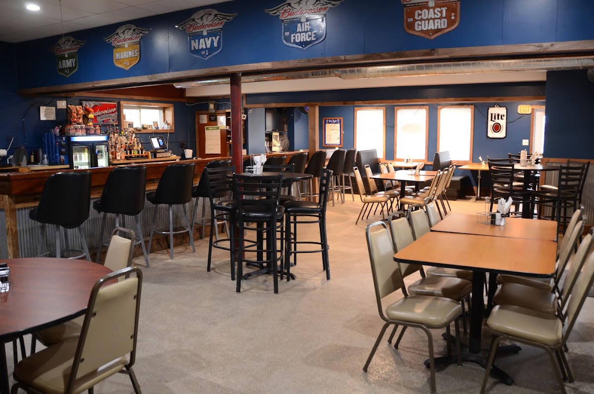 The Grove Bar & Grill