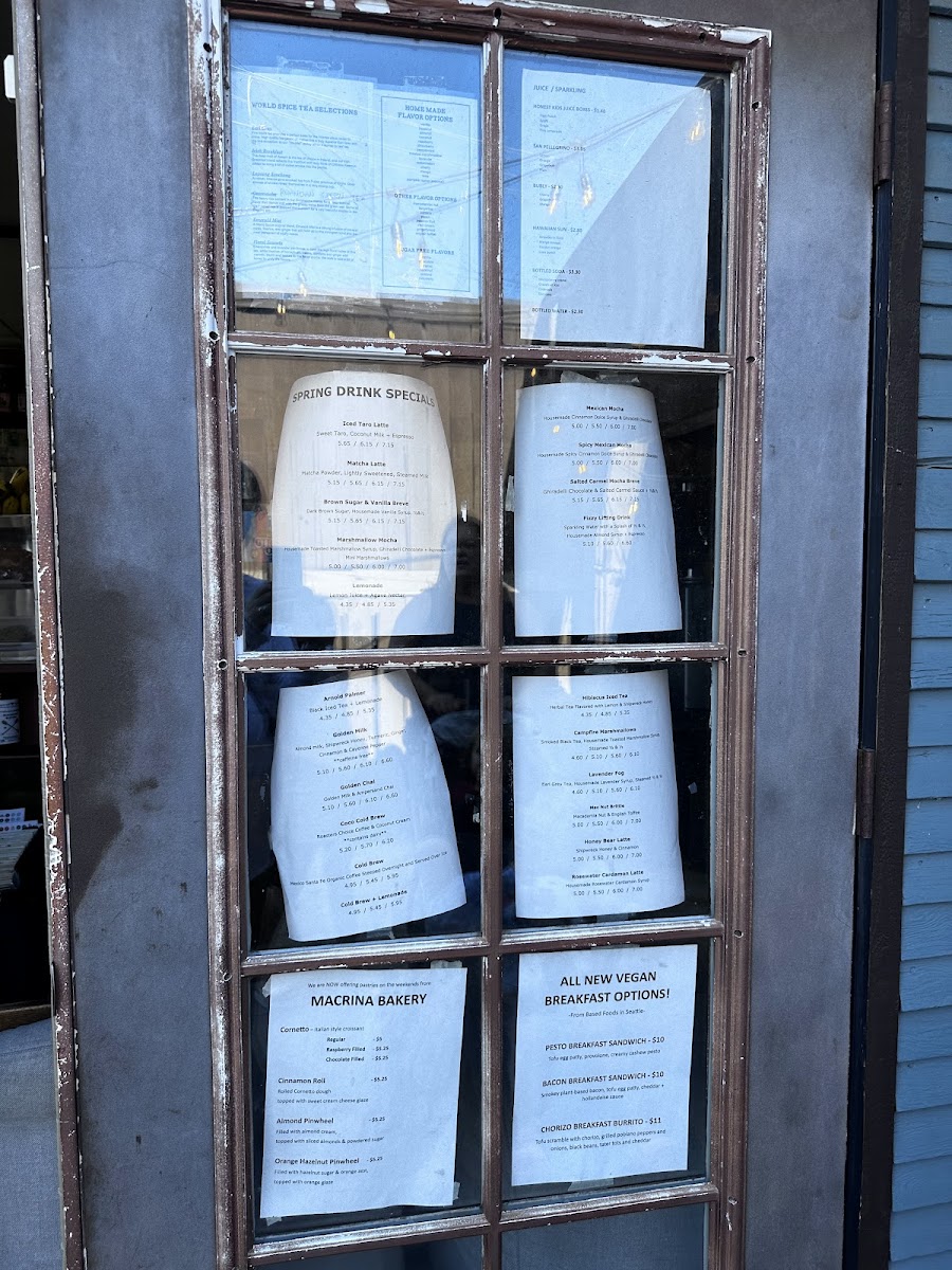 Ampersand Cafe on Alki - 6