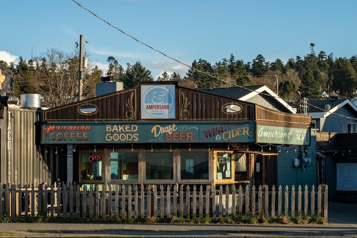 Ampersand Cafe on Alki