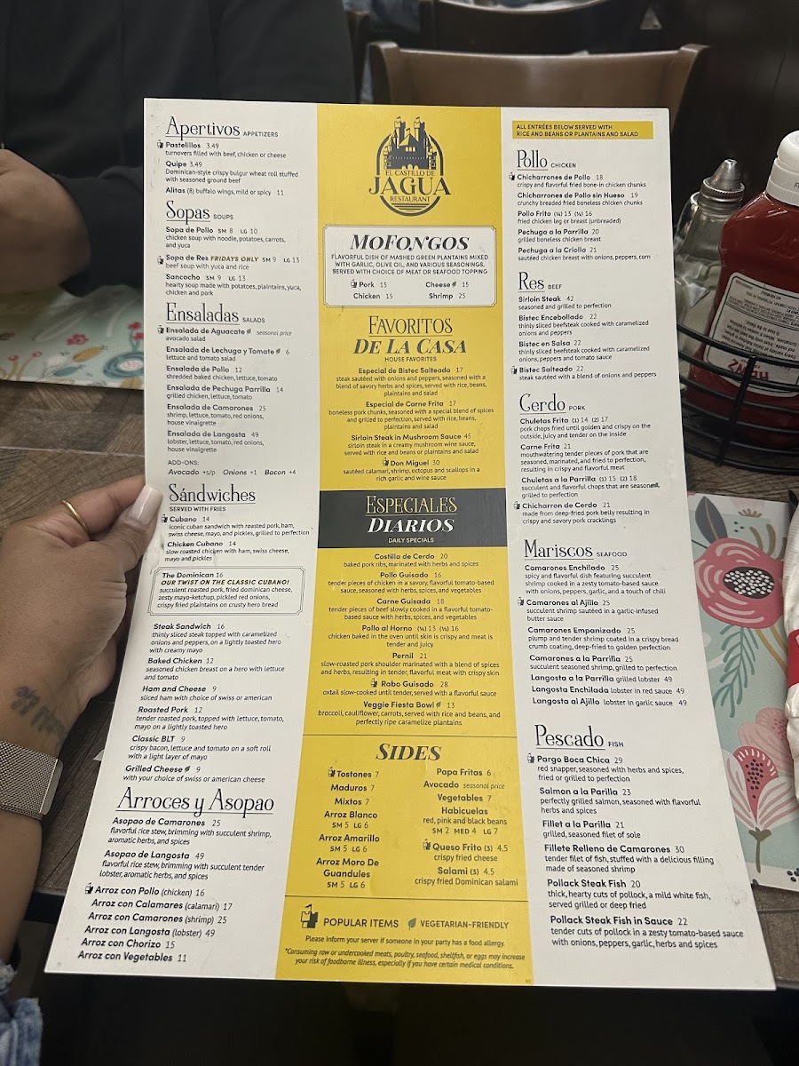 El Castillo De Jagua Restaurant - 2