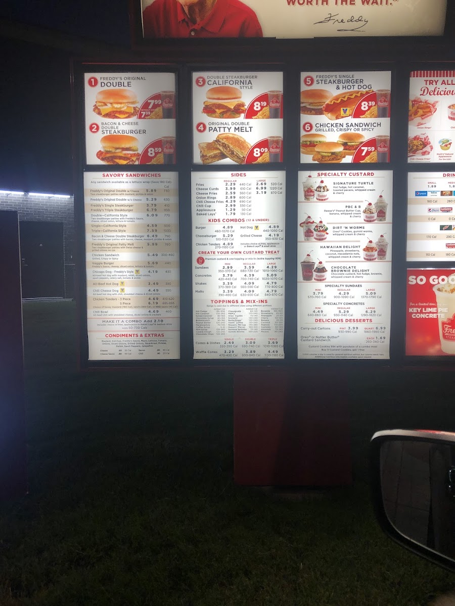 Freddy's Frozen Custard & Steakburgers - 5
