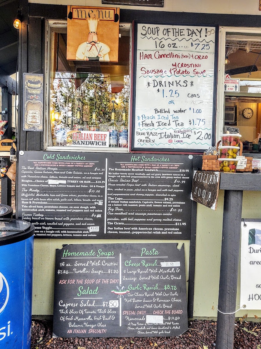Italian Lady Of Pinetop Cannoli Shack & Kitchen - 1