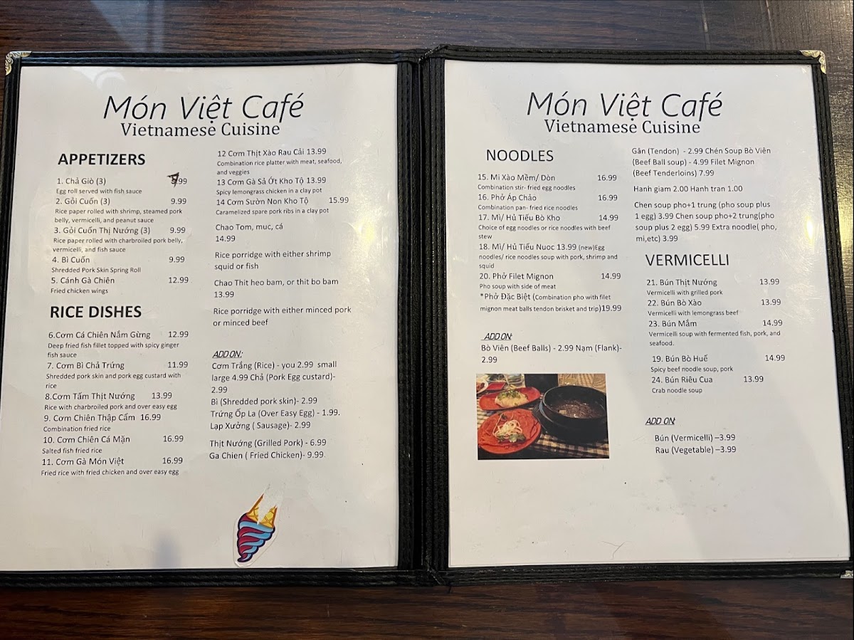 Mon Viet Cafe - 10
