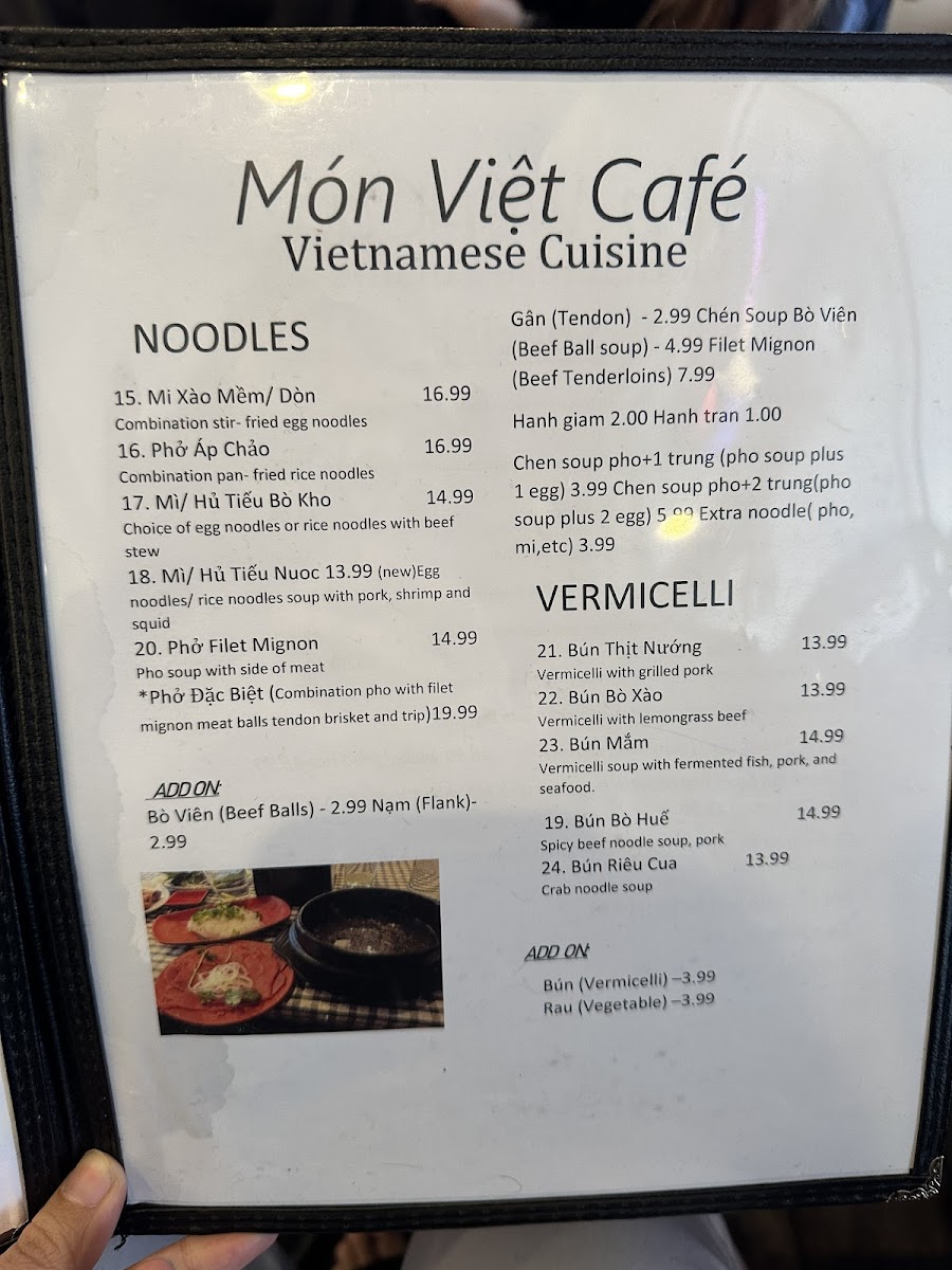 Mon Viet Cafe - 9