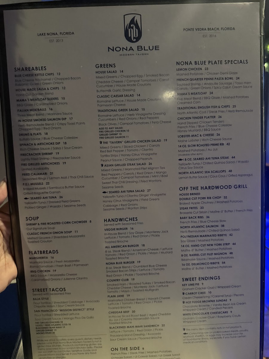 Nona Blue Modern Tavern - 10