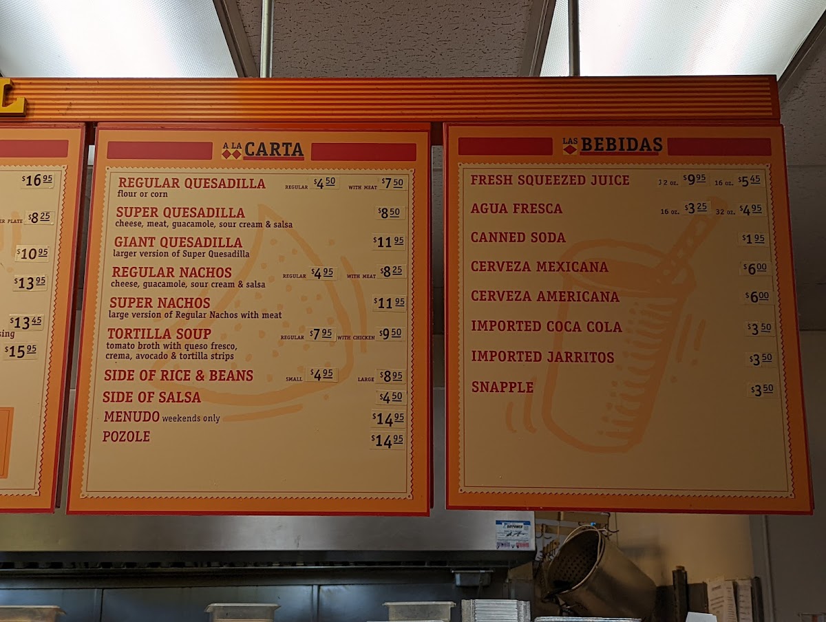 Amigos Grill Cocina Mexicana - 6