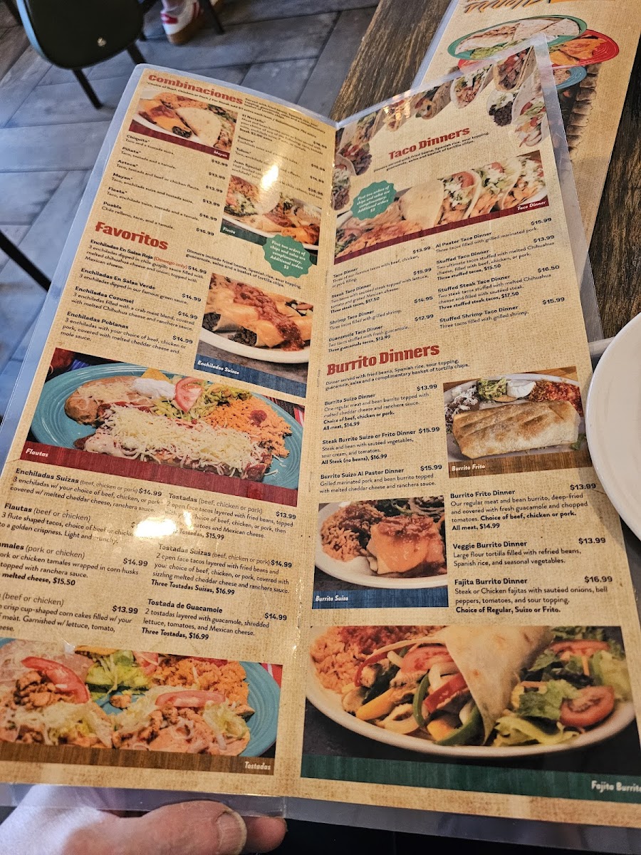 Pepe's Restaurant - 8