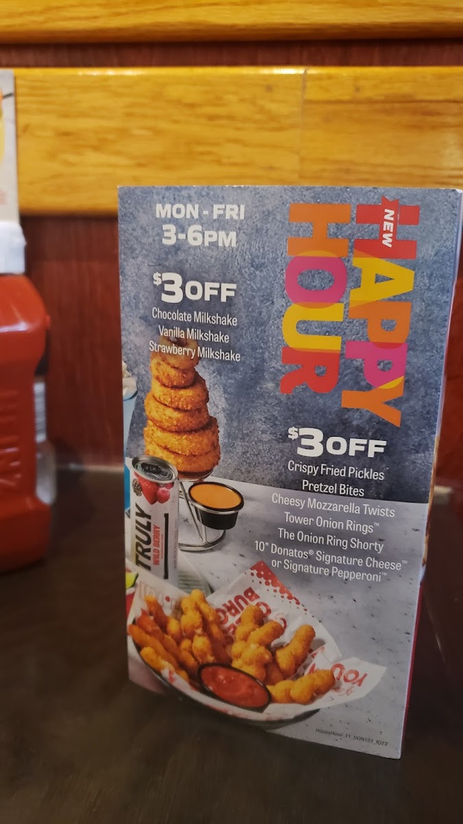 Red Robin Gourmet Burgers and Brews - 7