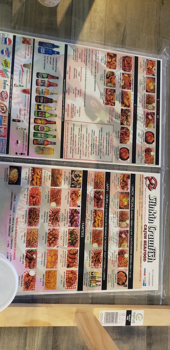 Stinkin Crawfish of Lakewood - 10