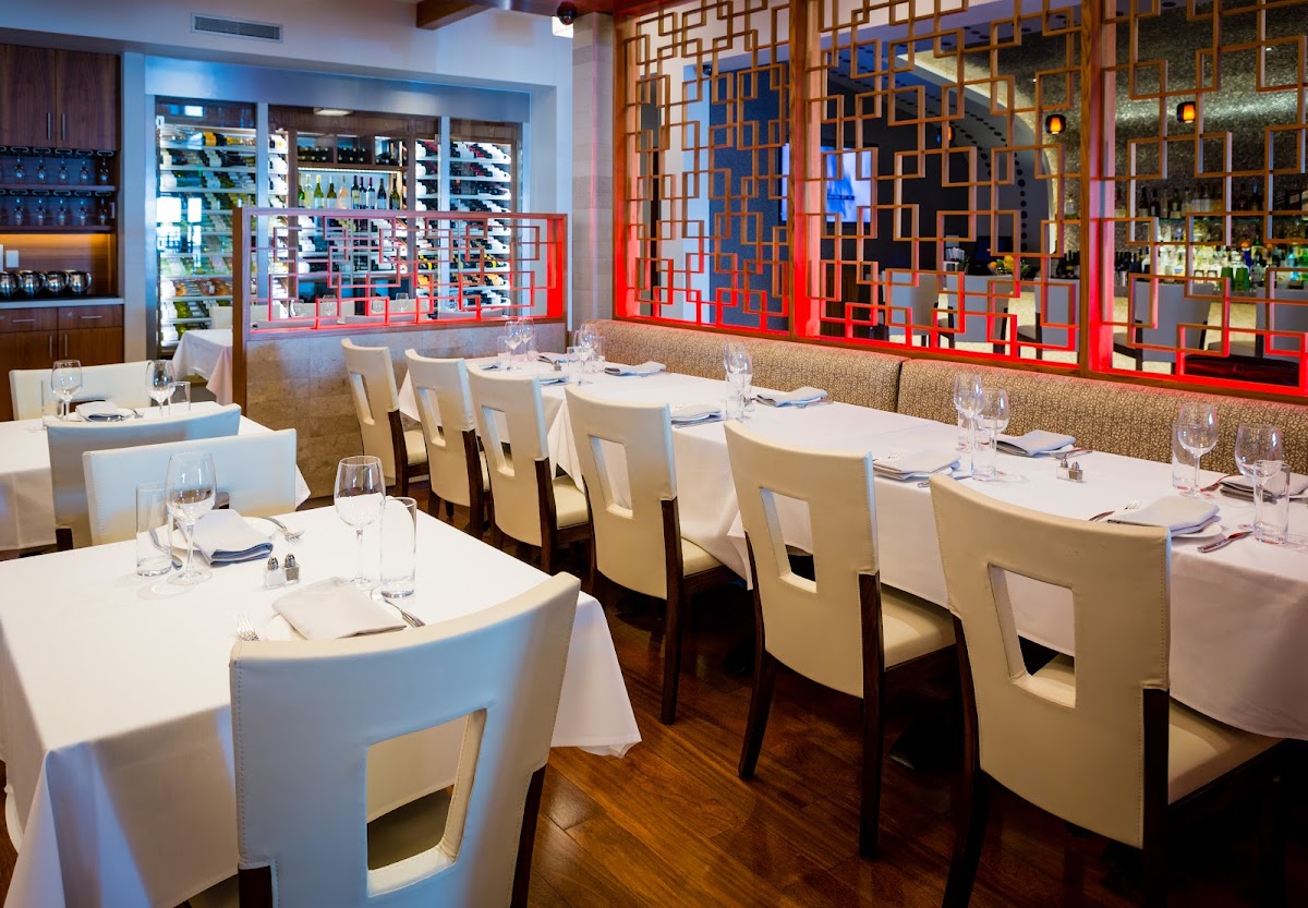 Moonstone Modern Asian Cuisine & Bar