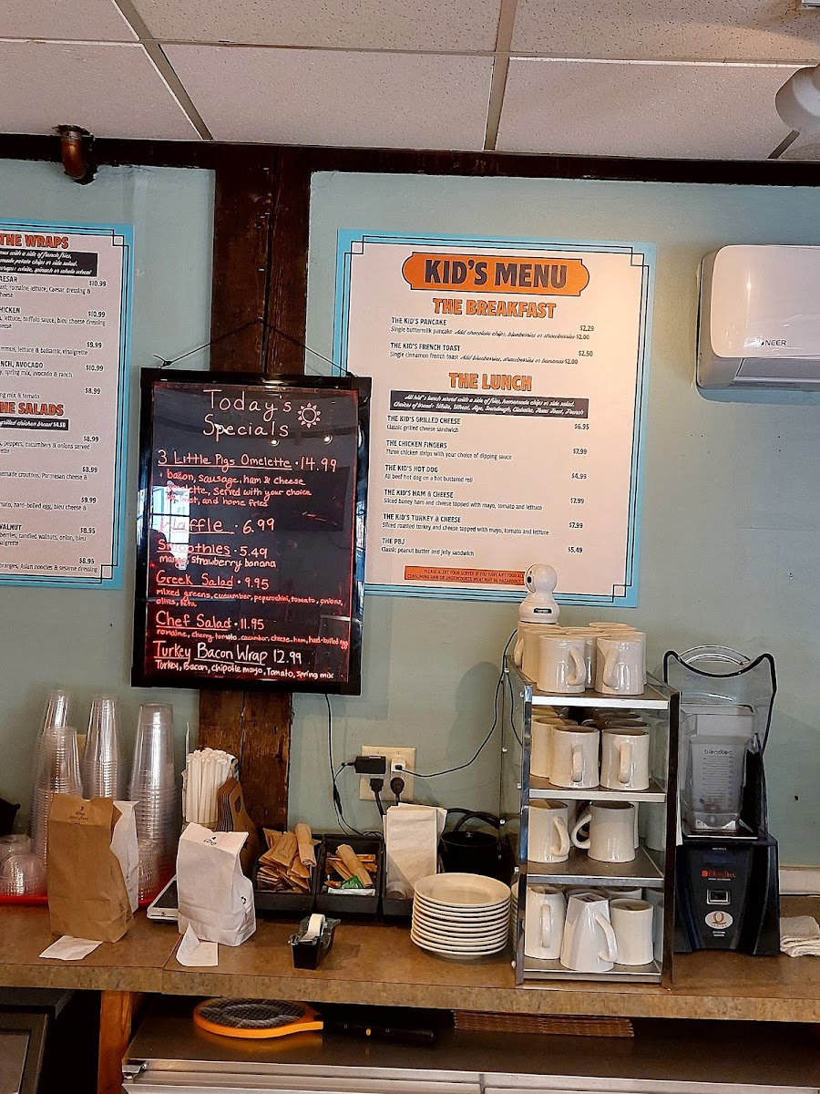 Legend Café & Catering - 3