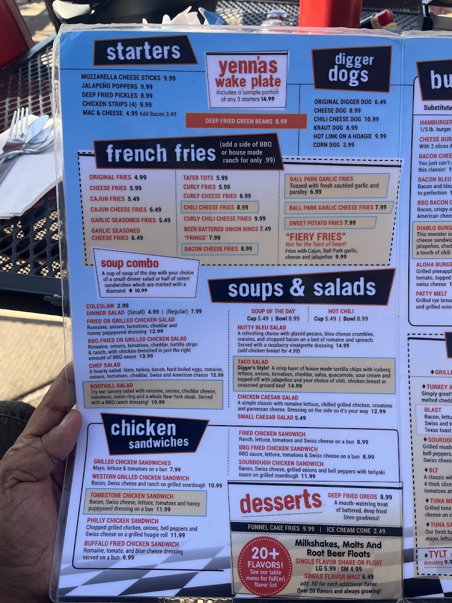 Digger's Diner Brentwood - 9