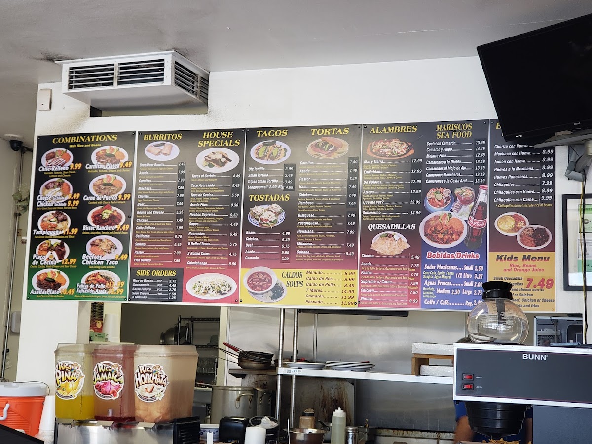 Taqueria Morelos - 9