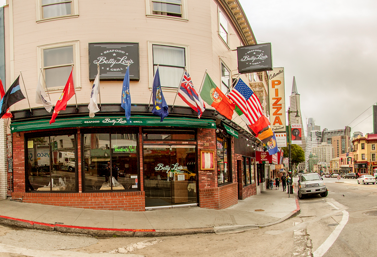 Betty Lou's Seafood & Grill