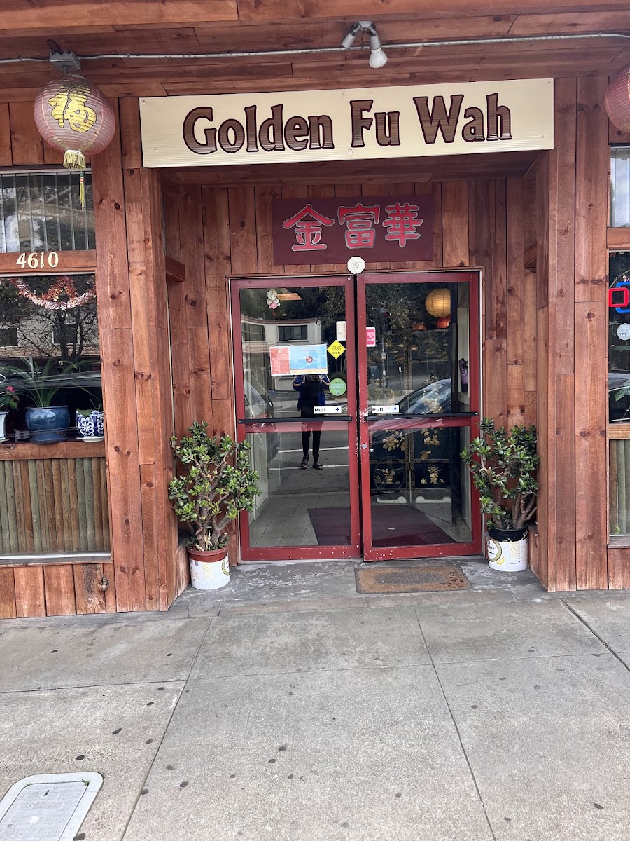 Golden Fu Wah Restaurant / Fuji Sushi