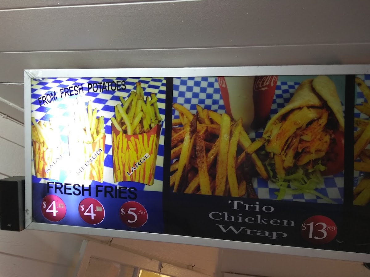 Adonis Restaurant - 9