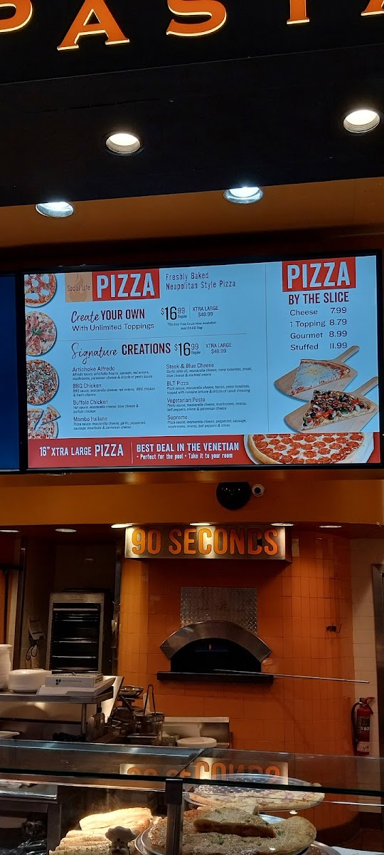 Social Life Pizza - 1