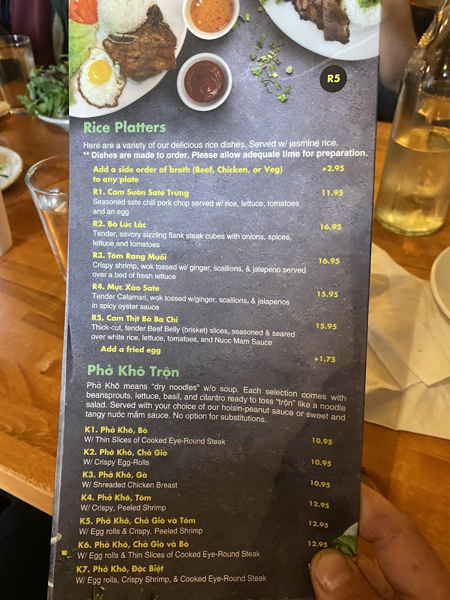 Pho Long Restaurant - South City - 10