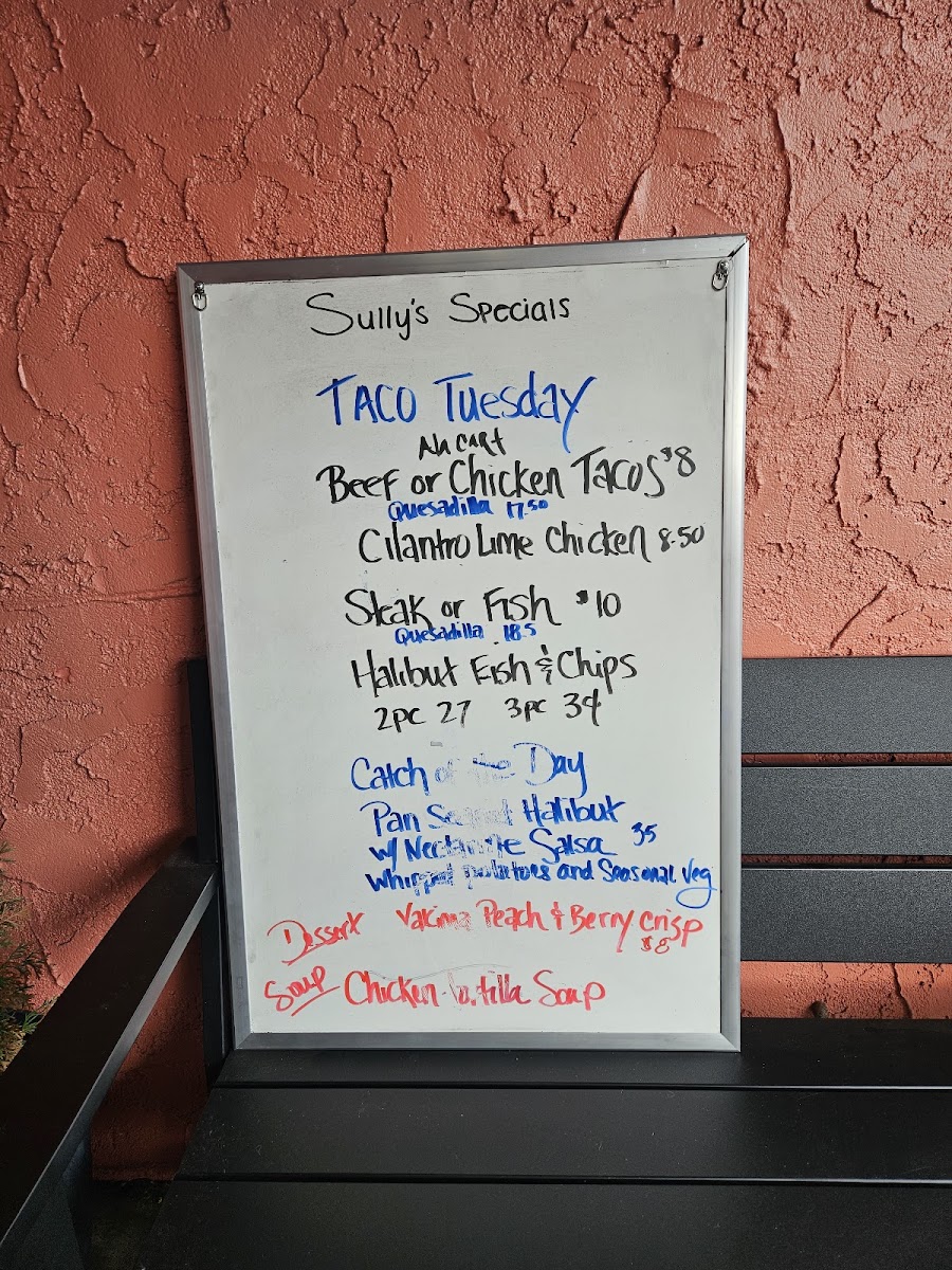 Sully's Bistro & Bar - 3