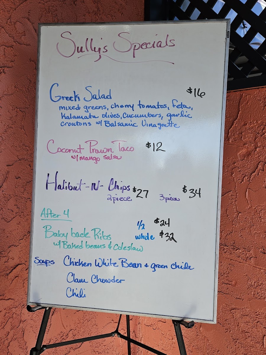 Sully's Bistro & Bar - 8