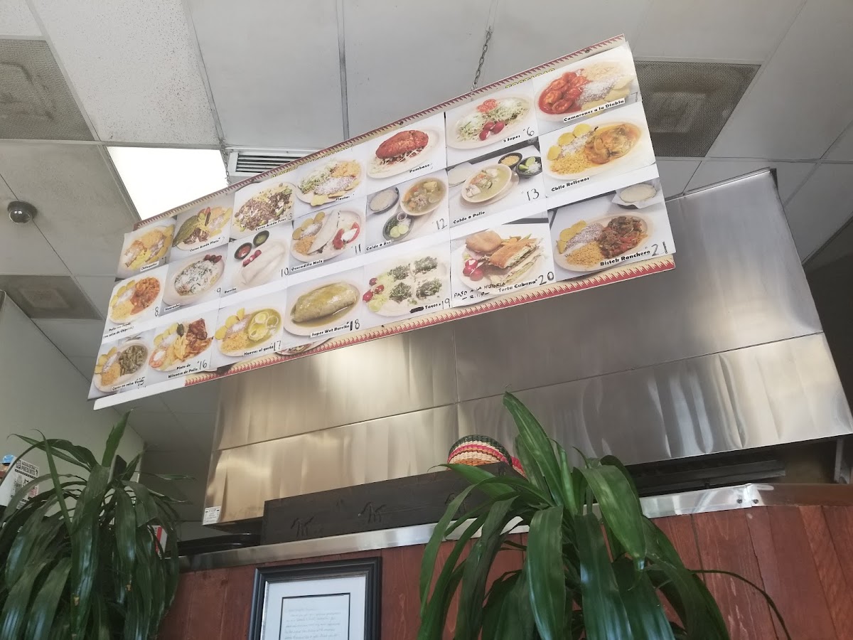 Antojitos Mexicanos Restaurant - 5