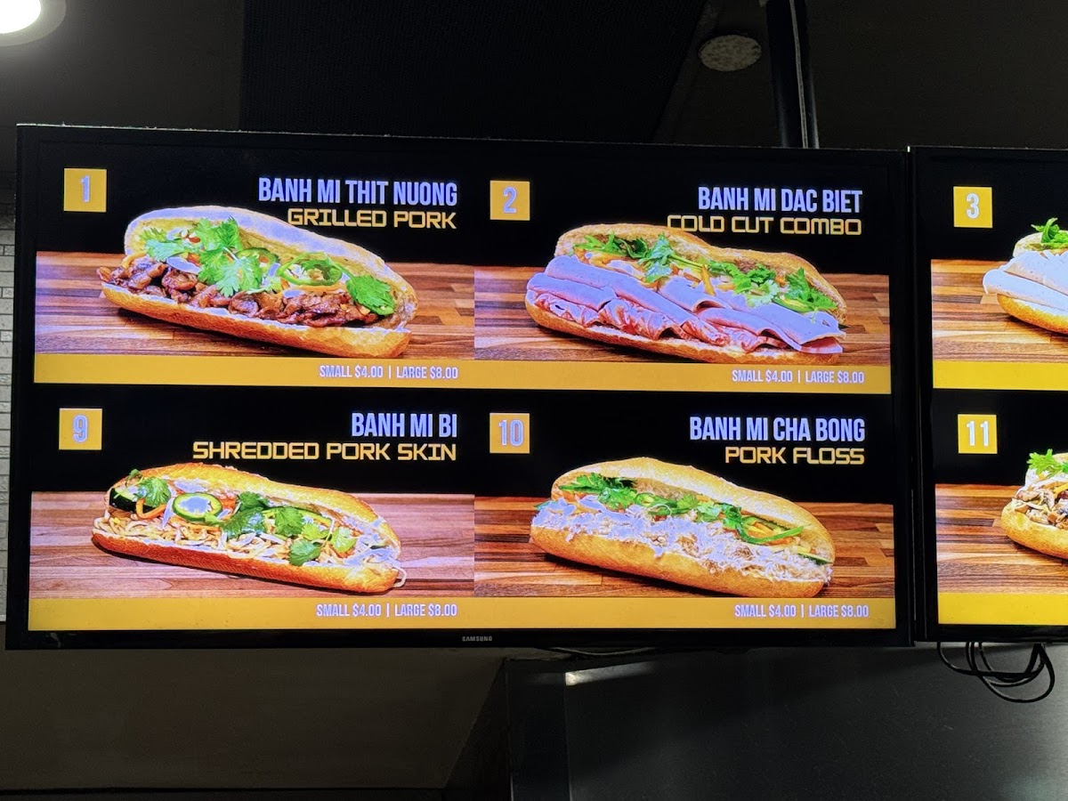 Duc Huong Sandwiches - 6